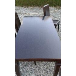308, 4 persoons grenen eethoek te koop (leren stoelen)