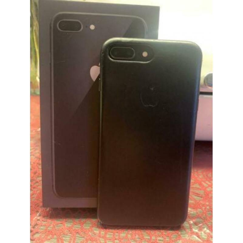 iPhone 8 Plus 64gb Spacegrey inc lederen hoesje screenprotec
