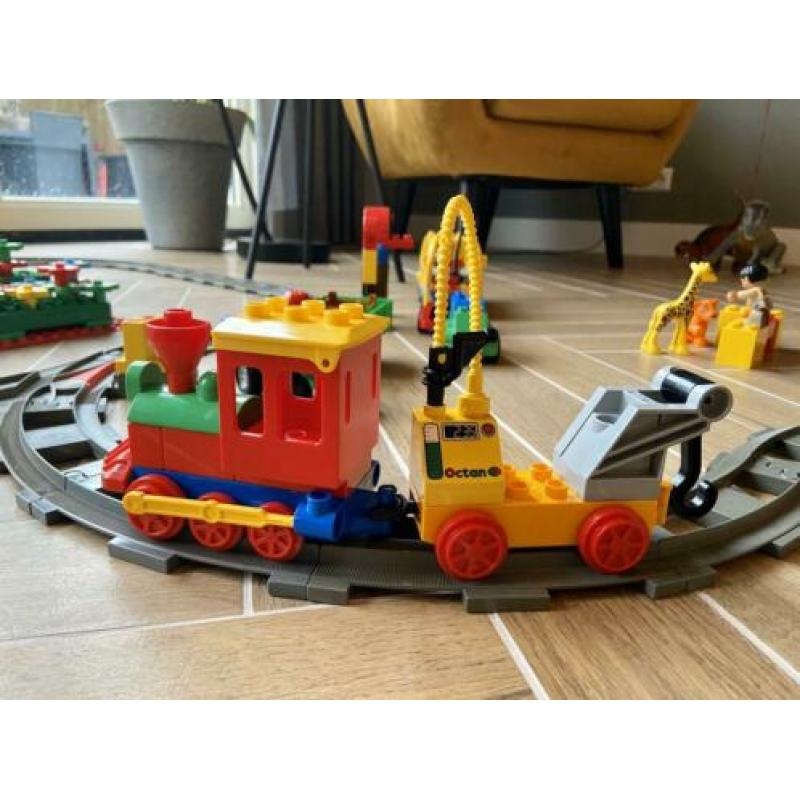 Grote duplo partij mét elektrische trein