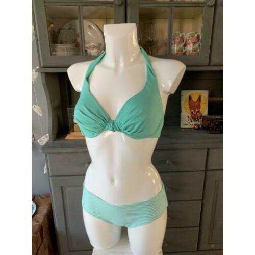 Bikini top van HM maat 75C