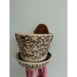 Mooie vintage berkenbast /chamotte hangpot in nette conditie