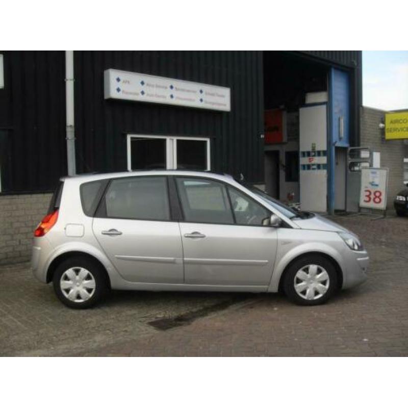 Renault Scénic 1.5 dCi Business Line * Airco * Grootbeeld Na