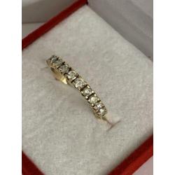 18 krt.geel gouden rijring met 11 diamanten totaal 0,56 ct