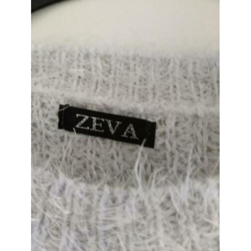 Nieuw heerlijke fluffy trui zachtgrijs zeva Mt M