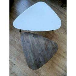 Xoon salontafels driehoek wit glas hout greywash staal