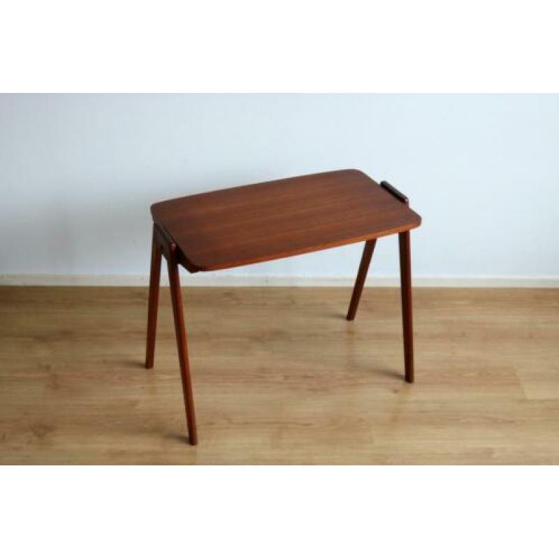 Vintage teak sidetable | tafeltje | jaren 60