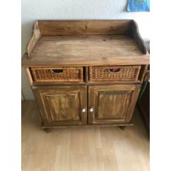 Gave commode, incl mandjes, evt met ledikant