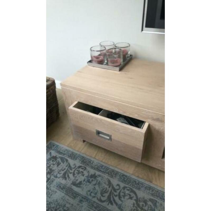 Massief Frans eikenhouten TV meubel