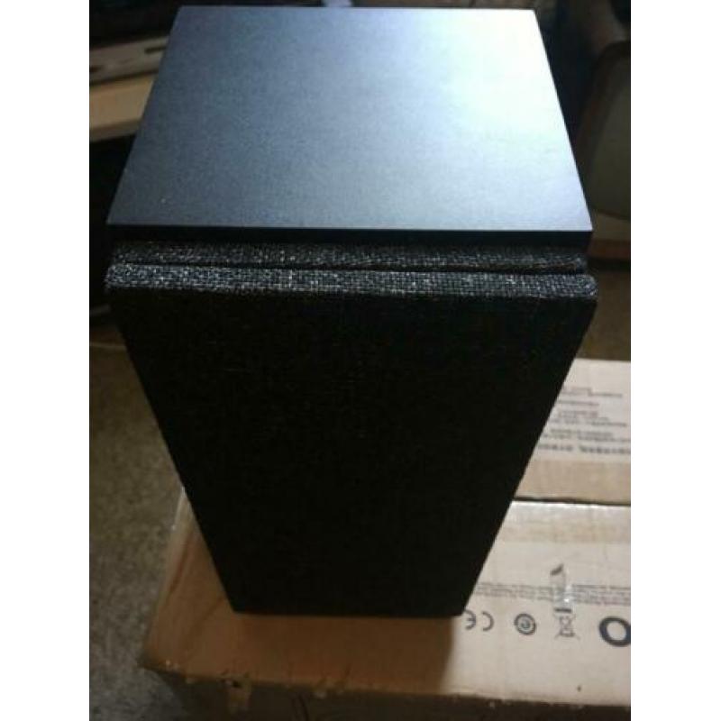 Jamo boeken plank speakers