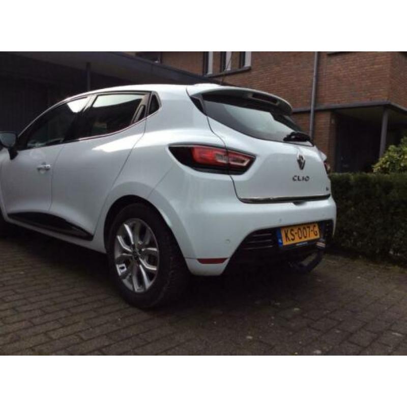 Renault Clio Intens Tce 90pk Eco2 S&S 2016 Wit