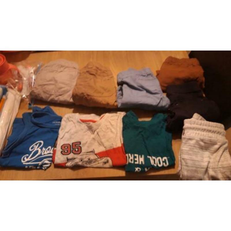9x nieuw jongens kleding maat 98 (6x korte broek, 2x hemd)