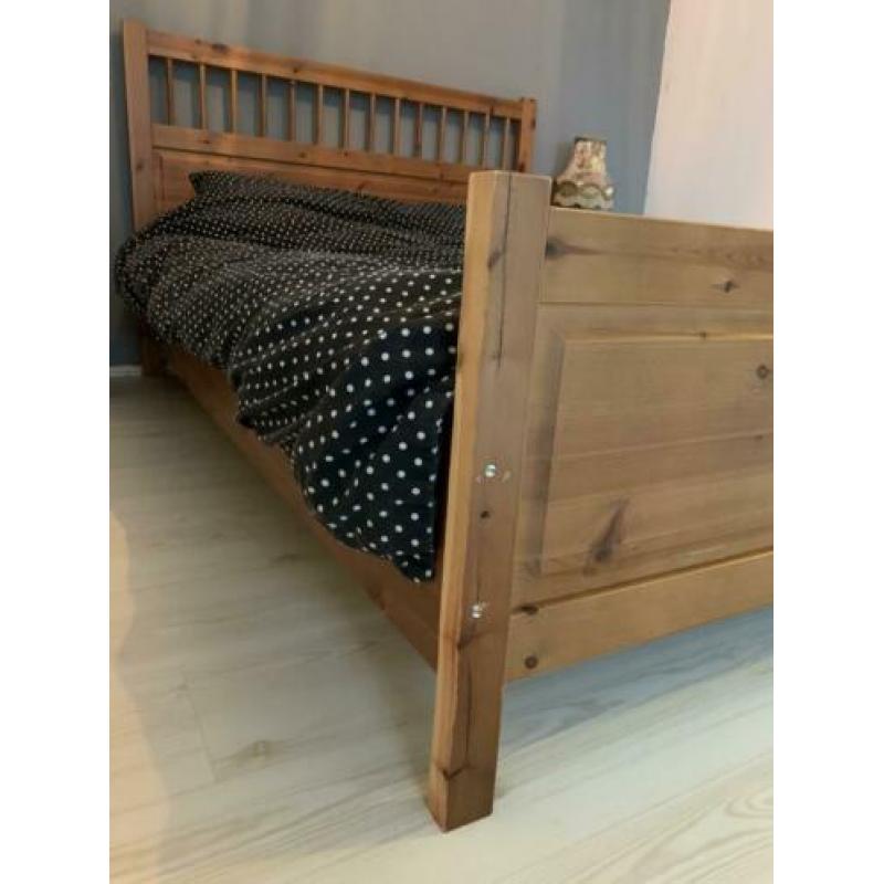 IKEA Bed Hemnes 140 x 200 €35 incl matras+topper zsm ophalen