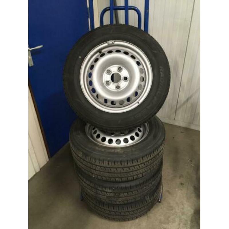 Volkswagen Transporter T5 T6 zomerset zomerbanden