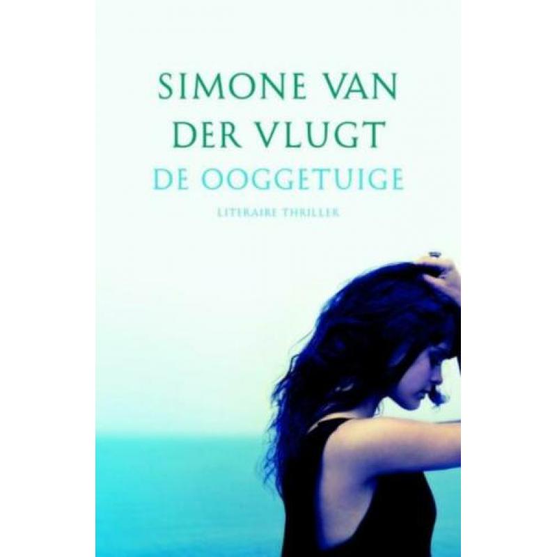 Simone van der Vlugt- Blauw water