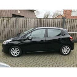 Peugeot 208 5Drs 1.6 BlueHDi Blue Lease Navi, Cruise Control