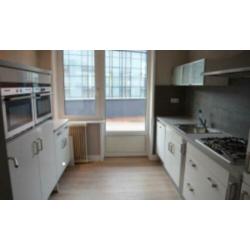 3-kamer appartement centrum Enschede, 80m2 terras + parkeer