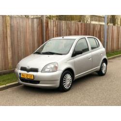 Toyota Yaris GERESERVEERD!!!