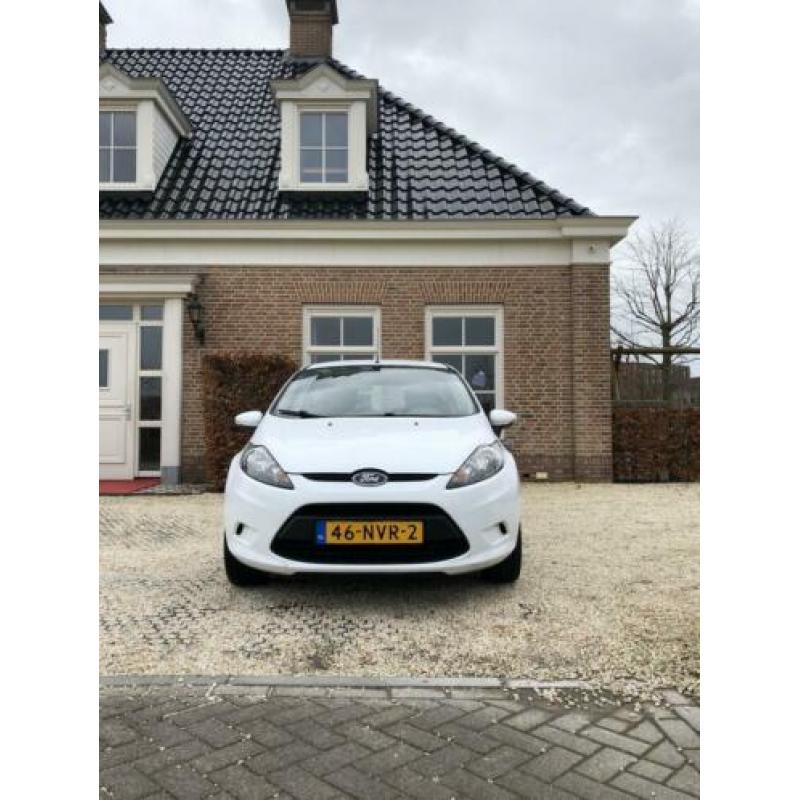 Ford Fiesta 1.25 2010 Airco/Parkeersensor/NW distributieriem