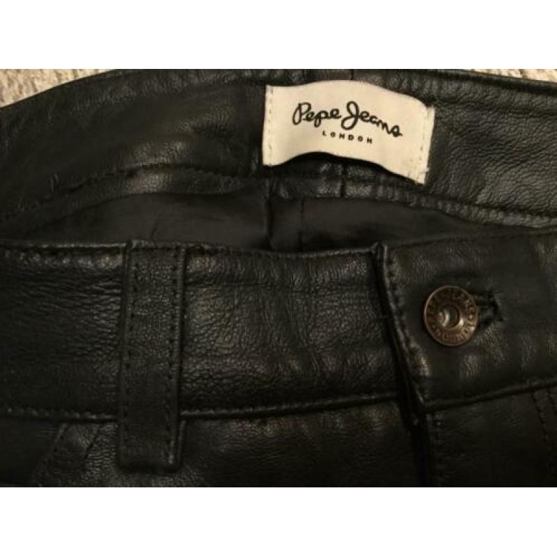 Zwart leren mini rok merk Pepe jeans maat L