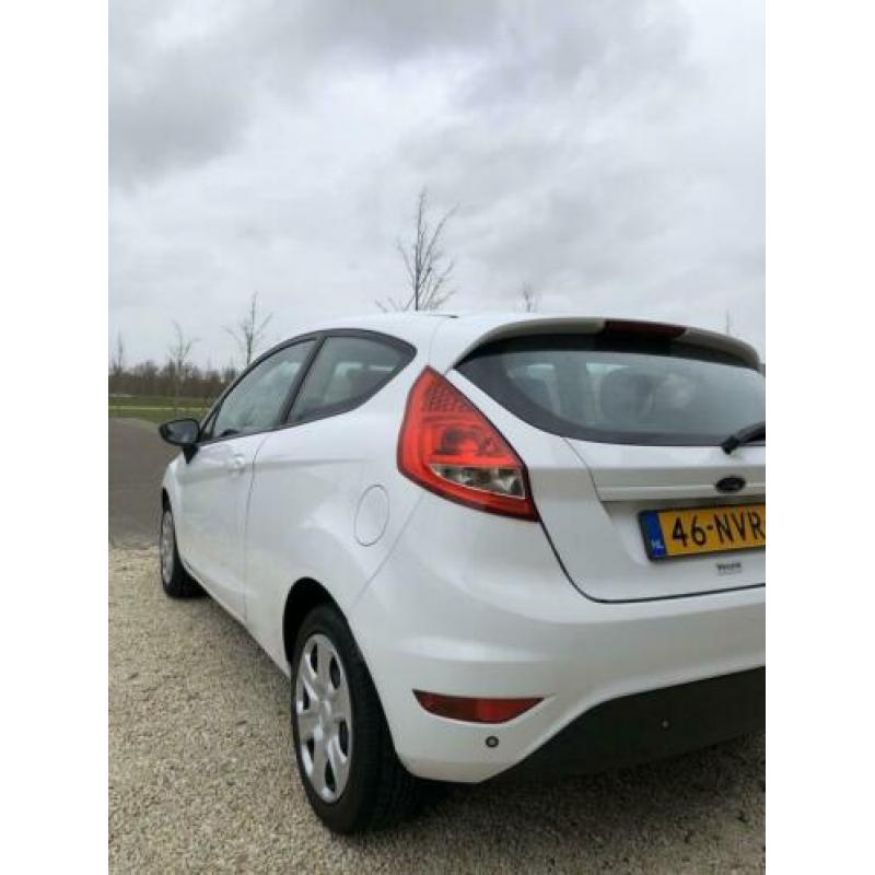 Ford Fiesta 1.25 2010 Airco/Parkeersensor/NW distributieriem