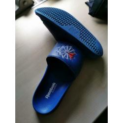 Reebok slippers blauw, zgan. 40 / 40,5