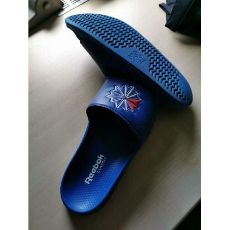 Reebok slippers blauw, zgan. 40 / 40,5
