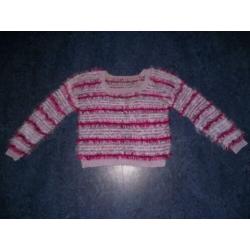 Te koop lila / cerise pluche wol / angora trui, handmade: M