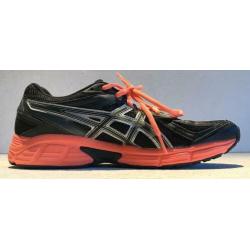 ASICS HARDLOOP RUNNING SCHOENEN ZWART maat 39,5