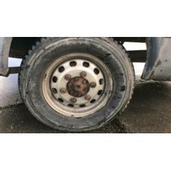 Ford Transit 15-seats 6bolts