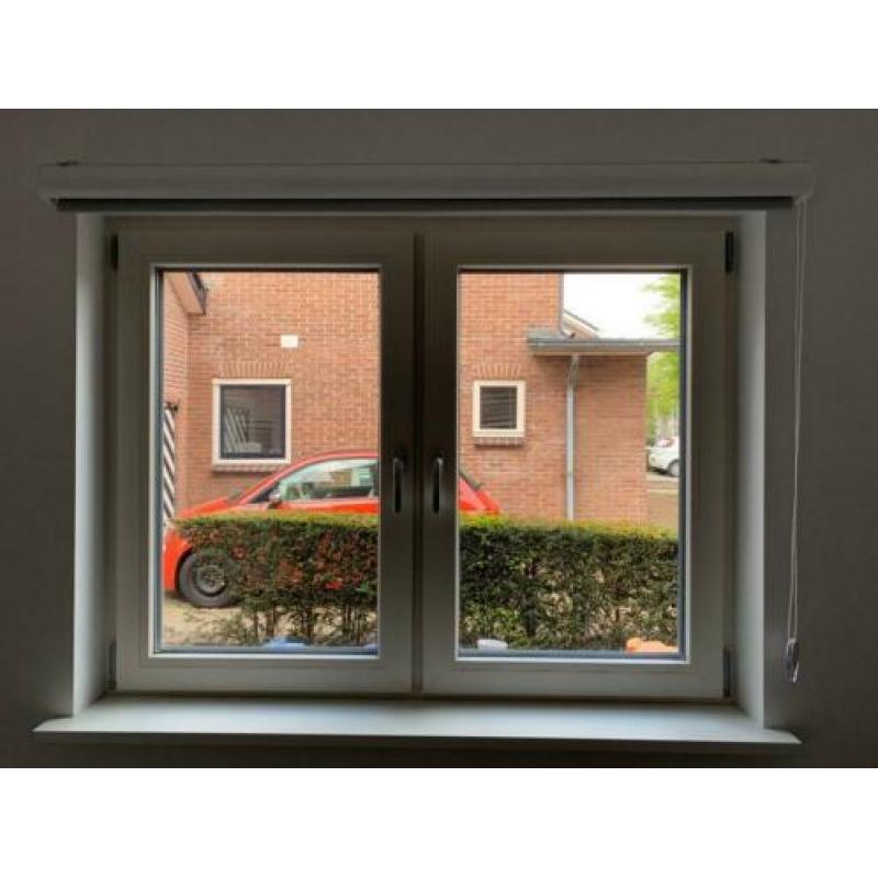 Maatwerk rolgordijnen lichtdoorlatend en verduisterend