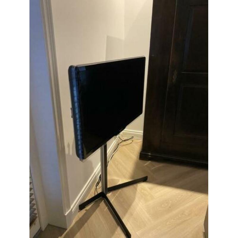 Vogel tv beugel EFF8830 inclusief Phillips LED tv 37 inch