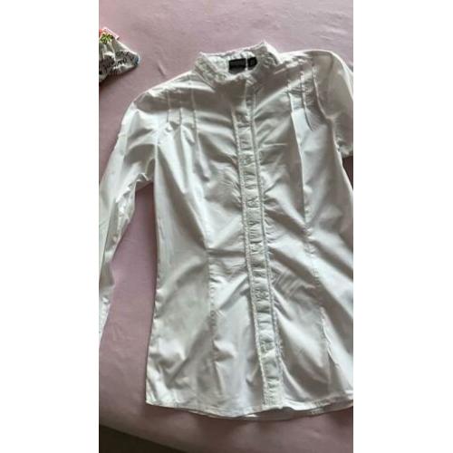 Als NIEUW: mooie blouse van VINGINO mt 12-152