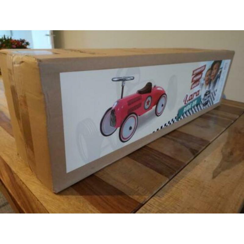 Nieuw in de doos - Retro Roller Lara (zalmroze) loopauto