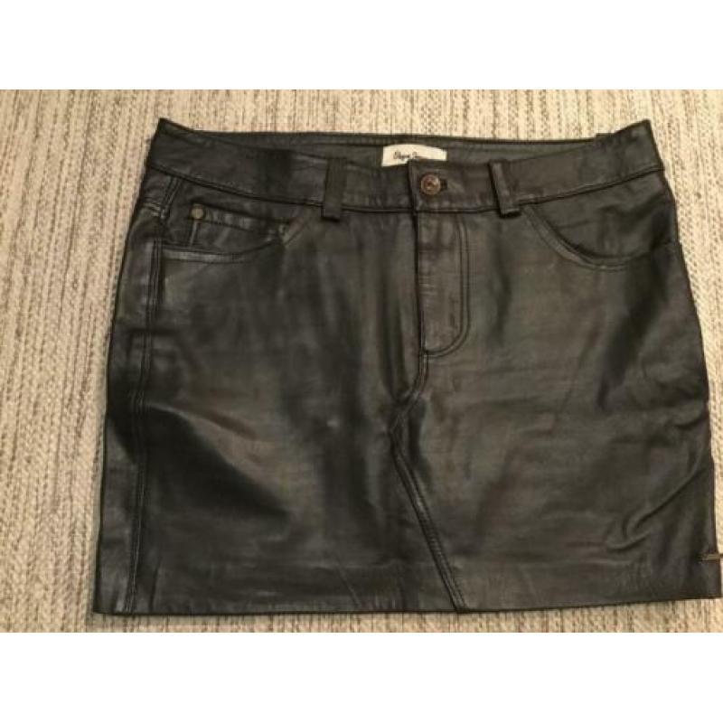 Zwart leren mini rok merk Pepe jeans maat L