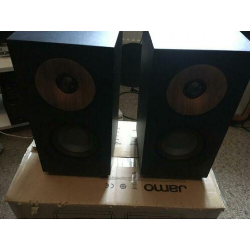 Jamo boeken plank speakers