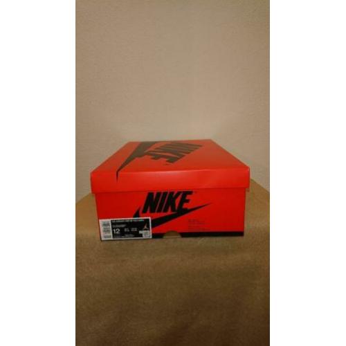Nike jordan 1 mid Maison Chateau maat 46