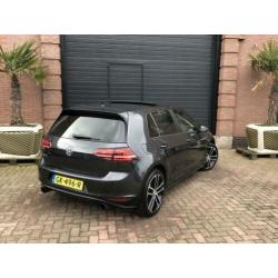 Volkswagen Golf 1.4 TSI GTE + Panoramadak + Navi + Leder + P