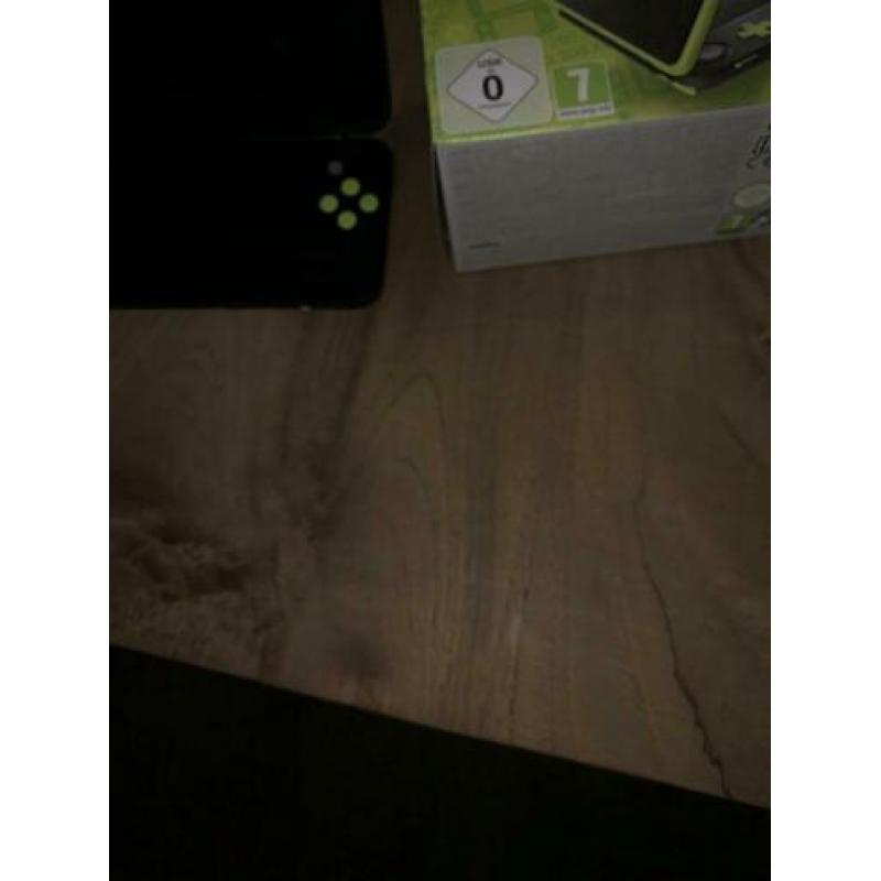 Nintendo 2DS XL Mario kart
