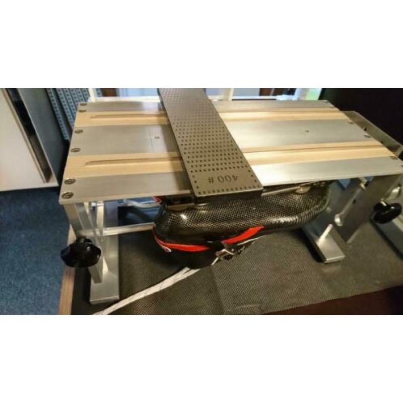 Schaats -Tuning voor schaatsen slijpen / ronding slijpen