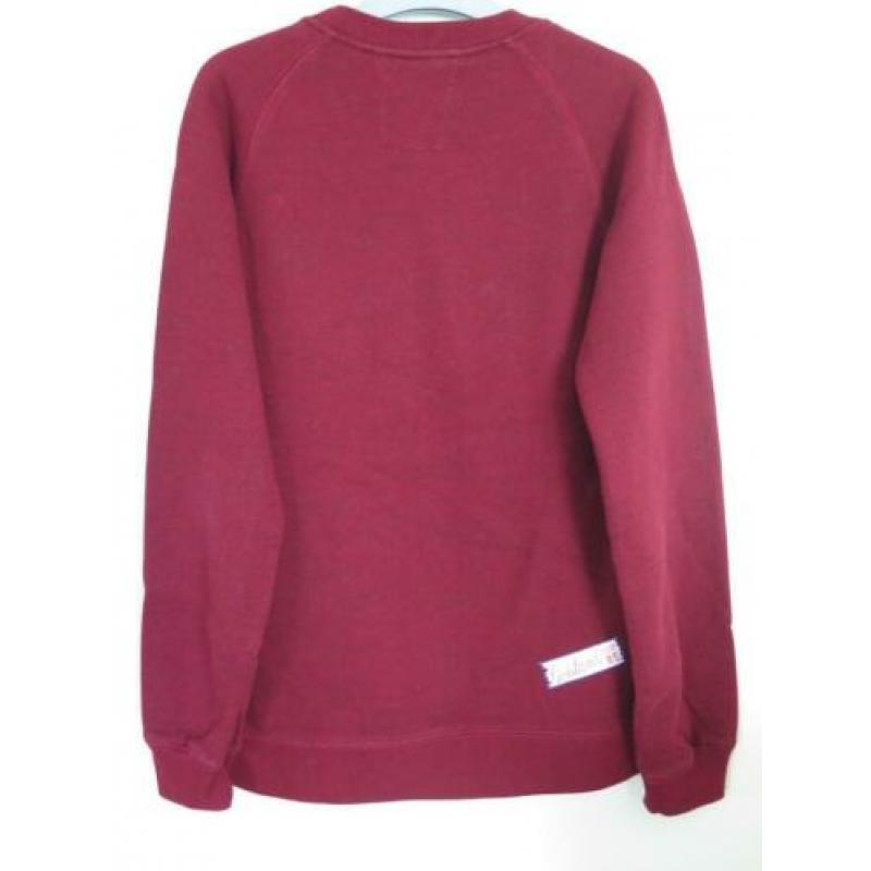 WE Sweater Trui Bordeau Rood emblemen maat 170