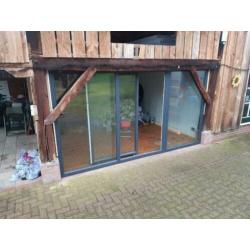 3-delige kunststof schuifpui max. 4500mm breed.