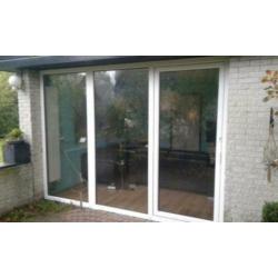 3-delige kunststof schuifpui max. 4500mm breed.