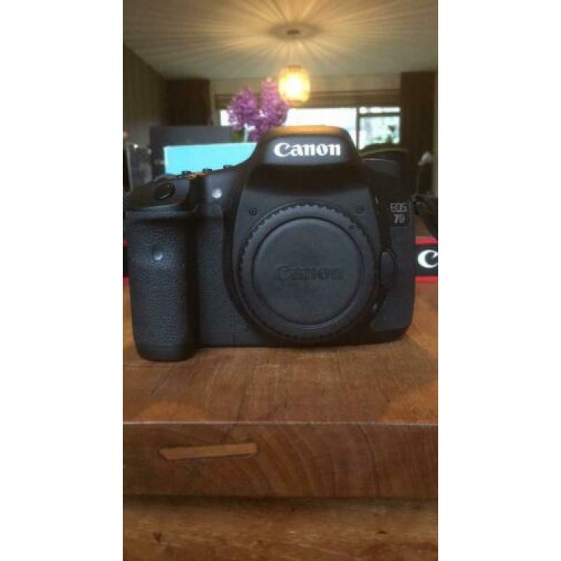 Canon 7d body als nieuw alleen hobbymatig gebruikt