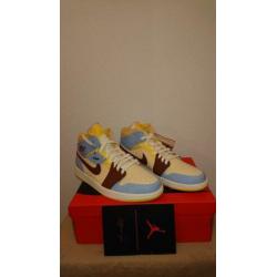 Nike jordan 1 mid Maison Chateau maat 46