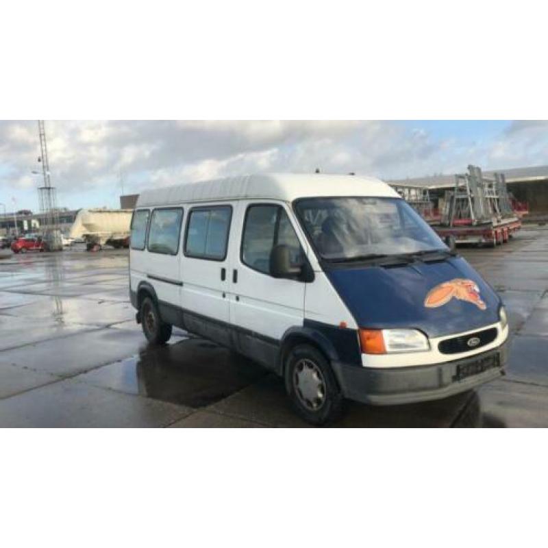 Ford Transit 15-seats 6bolts