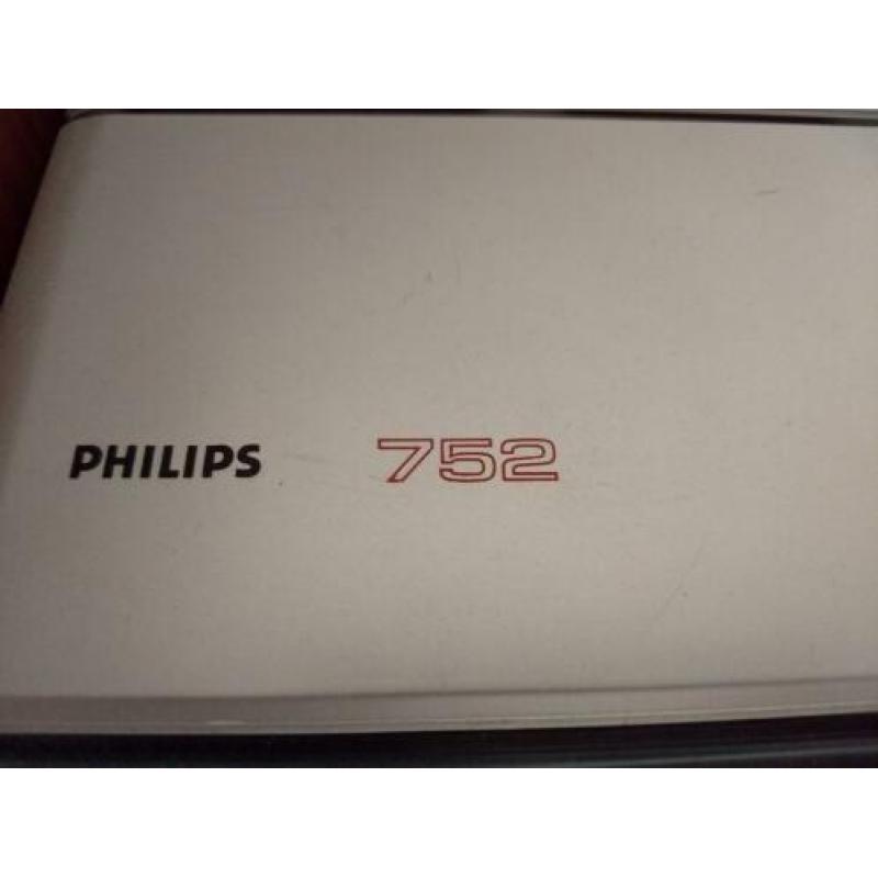 Vintage Philips 22RH752 receiver uit midden jaren 70