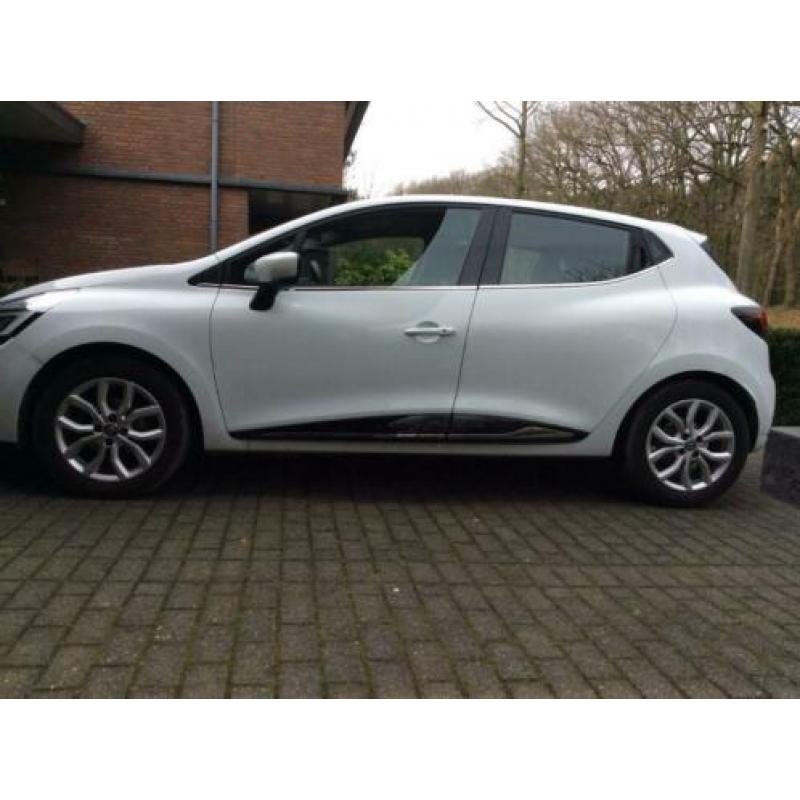 Renault Clio Intens Tce 90pk Eco2 S&S 2016 Wit