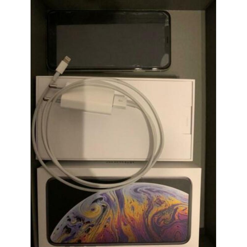 Iphone xs max 64 gb silver