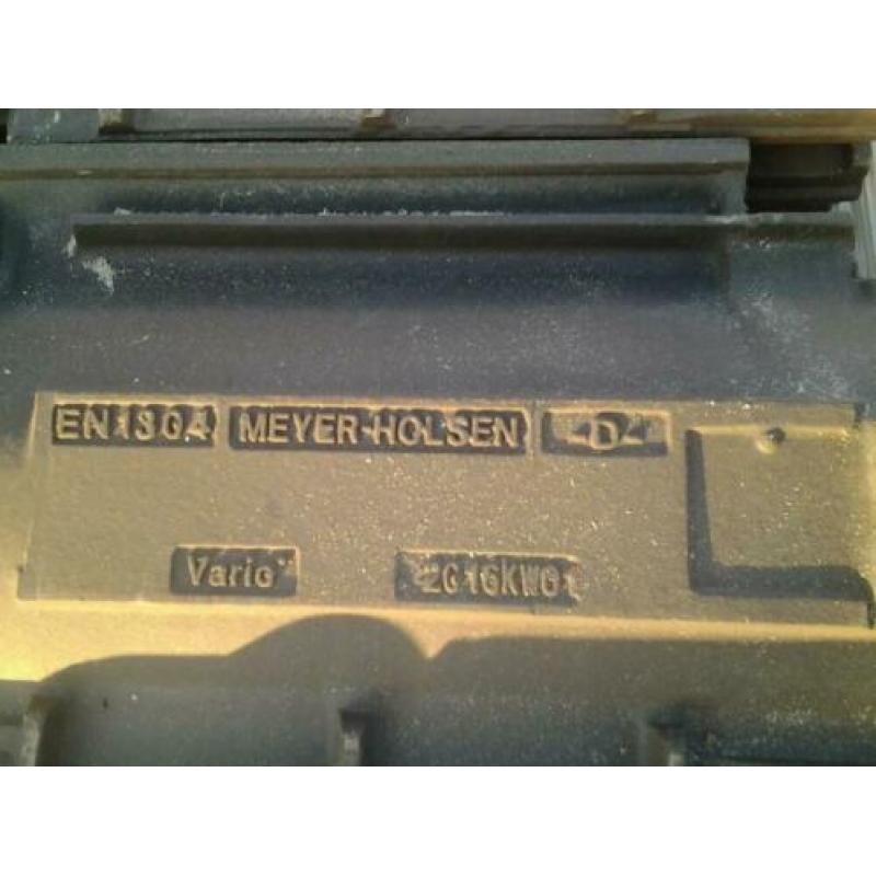 OVH holle dakpannen Meyer-Holsen 88 stuks € 0,45 p/st