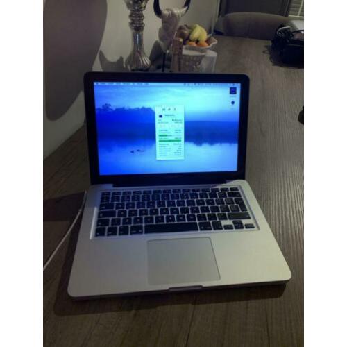 ????Apple MacBook Pro 13 inch 256 GB SSD 8GB mid 2012 13,3 air